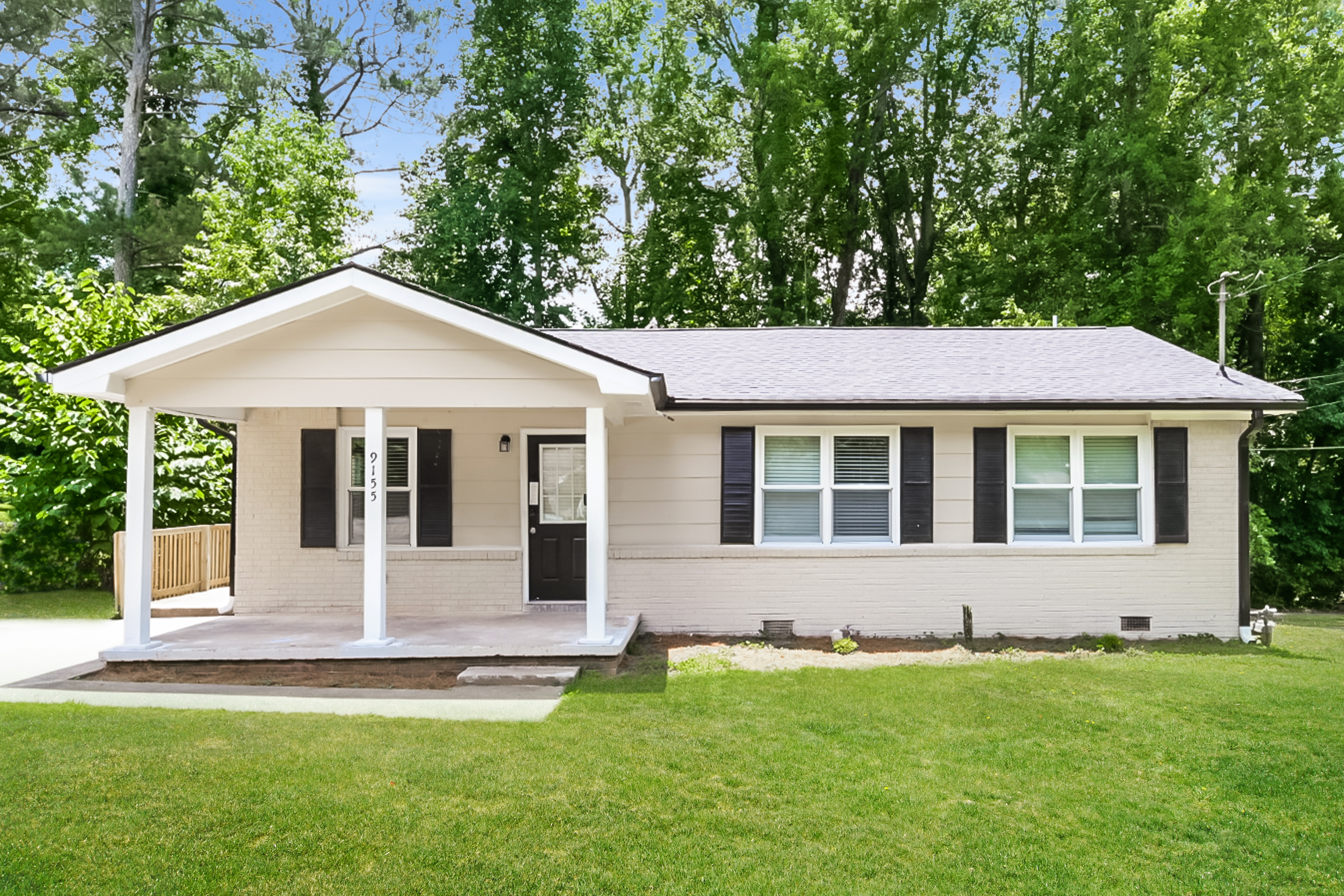 9155 Sw Cecelia St Covington, GA 30014